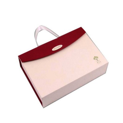 New design custom paper handbag with magnetic closure for work/school trendy office packaging bag